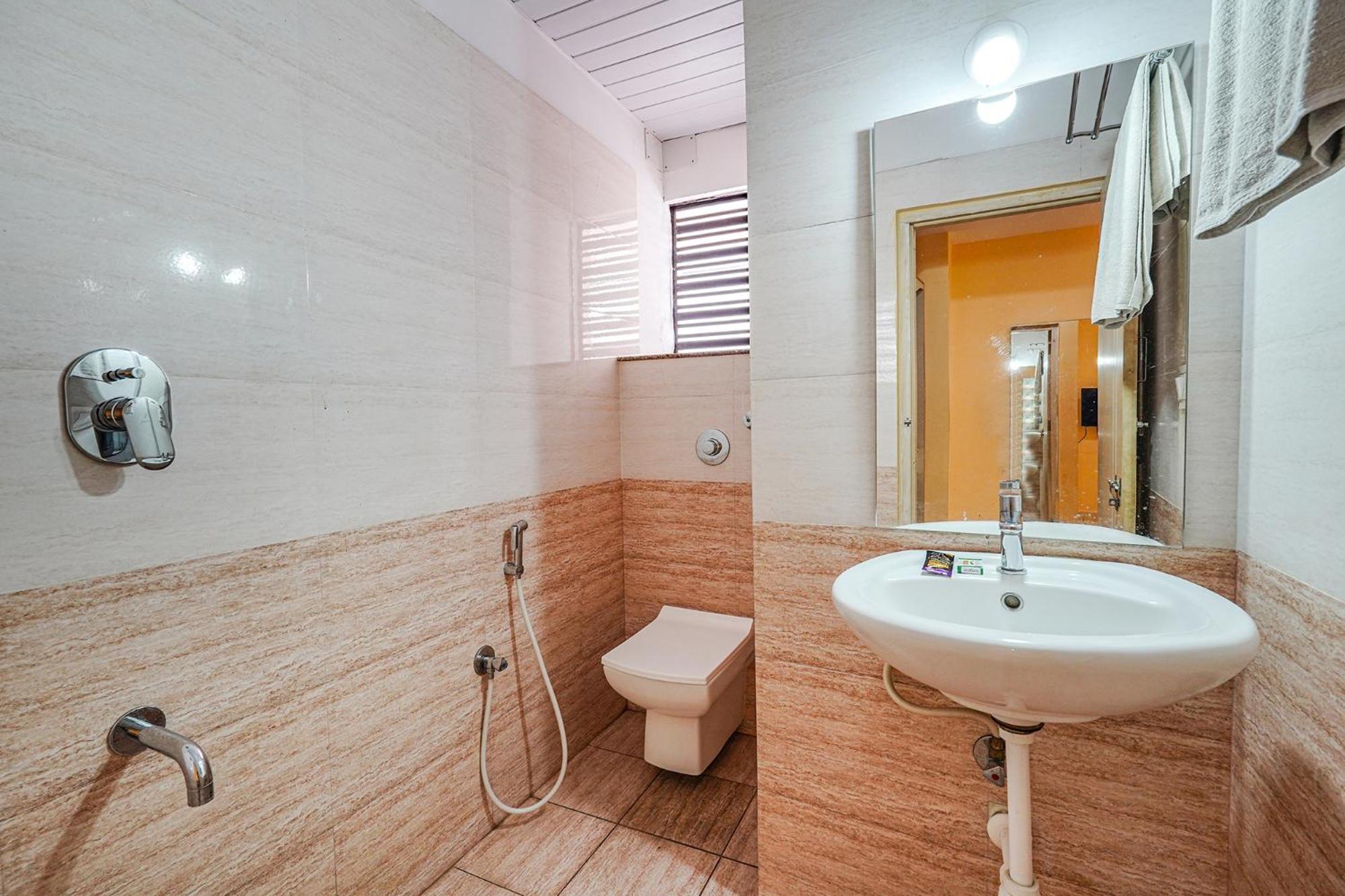 העיר בנגלור Fabhotel Bns Comforts מראה חיצוני תמונה