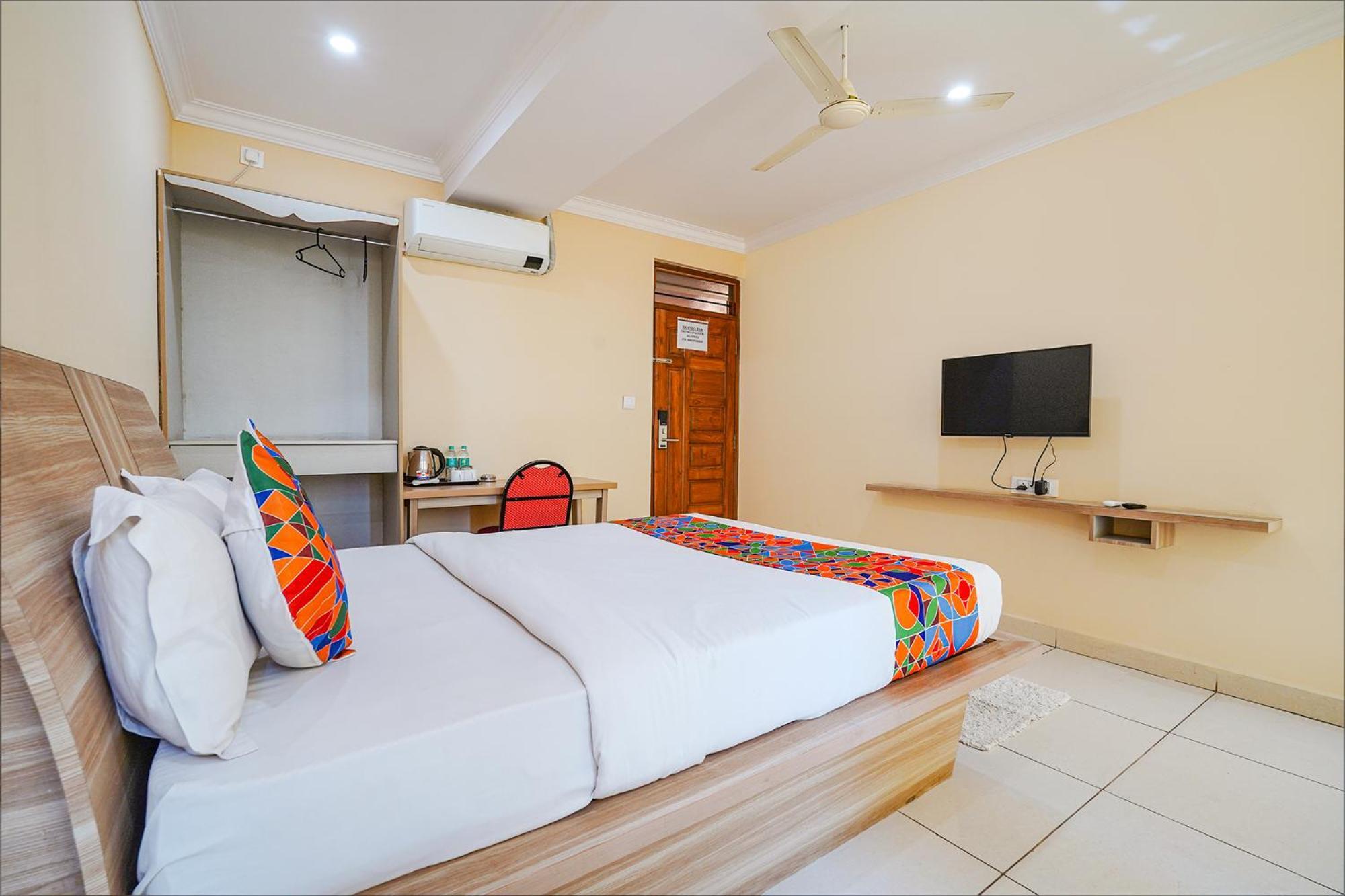 העיר בנגלור Fabhotel Bns Comforts מראה חיצוני תמונה